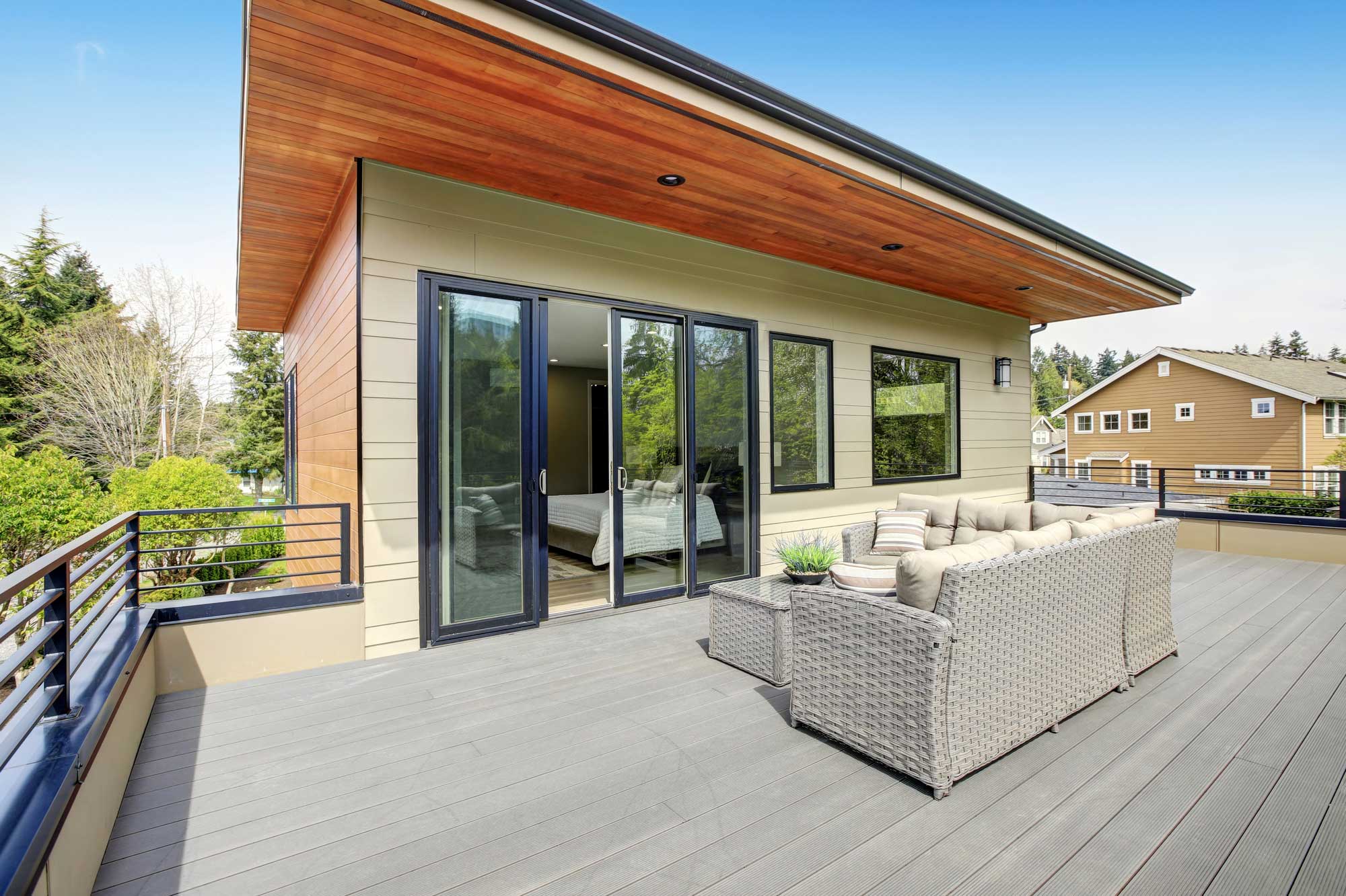 Modern house with Contemporary deck